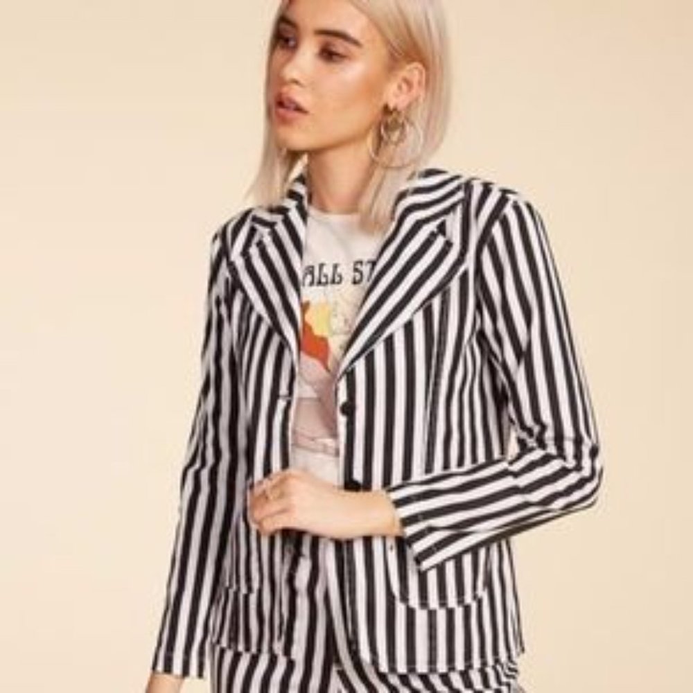 Sugarhigh Lovestoned White & Black Striped Cotton Jacket - Picture 1 of 4